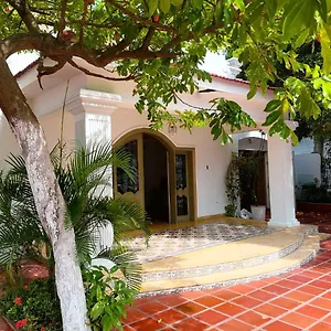 Casa Bahia Colonial - Bed & Breakfast